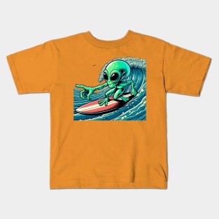 Alien surfer Kids T-Shirt